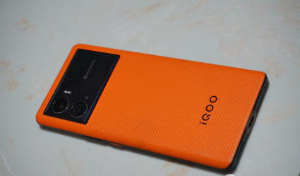VIVO iqoo9 PRO 512G 游戏拍照手机